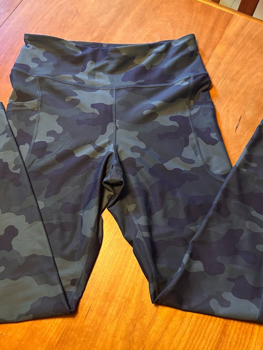 Old Navy High-Waisted Powersoft Leggings Camo Large Tall